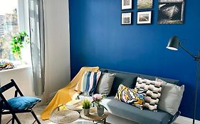 Cosy Stylish Dumbarton Flat
